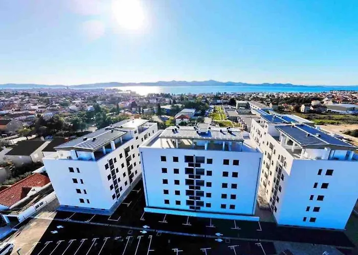 Apartment Roni + Besplatan Parking Zadar